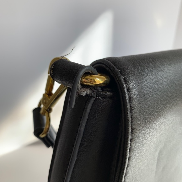 Adrienne Vittadini Crossbody Handbag Black Leather Purse 30182 - Picture 10 of 12